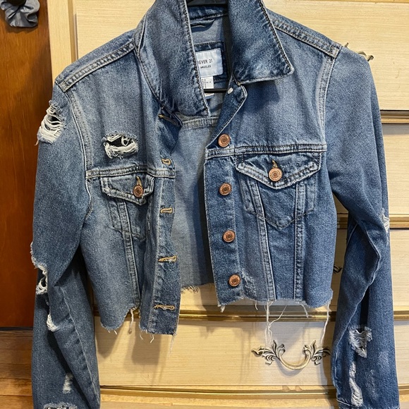 never worn - Picture 2 of 2